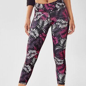 Fabletics, Mid-Rise Printed Powerlite Capri, Medium, Color: Oasis Print